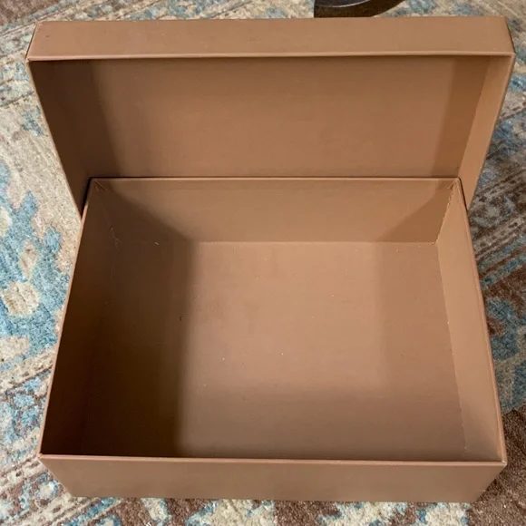 Louis Vuitton Tan Box - Picture 3 of 4